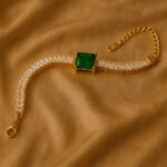 Sparkling Crystal Link Bracelet – Chic Chain with Dazzling Stones