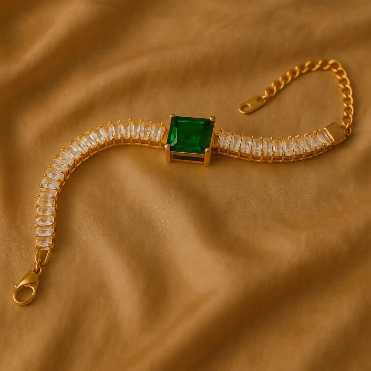 Sparkling Crystal Link Bracelet – Chic Chain with Dazzling Stones